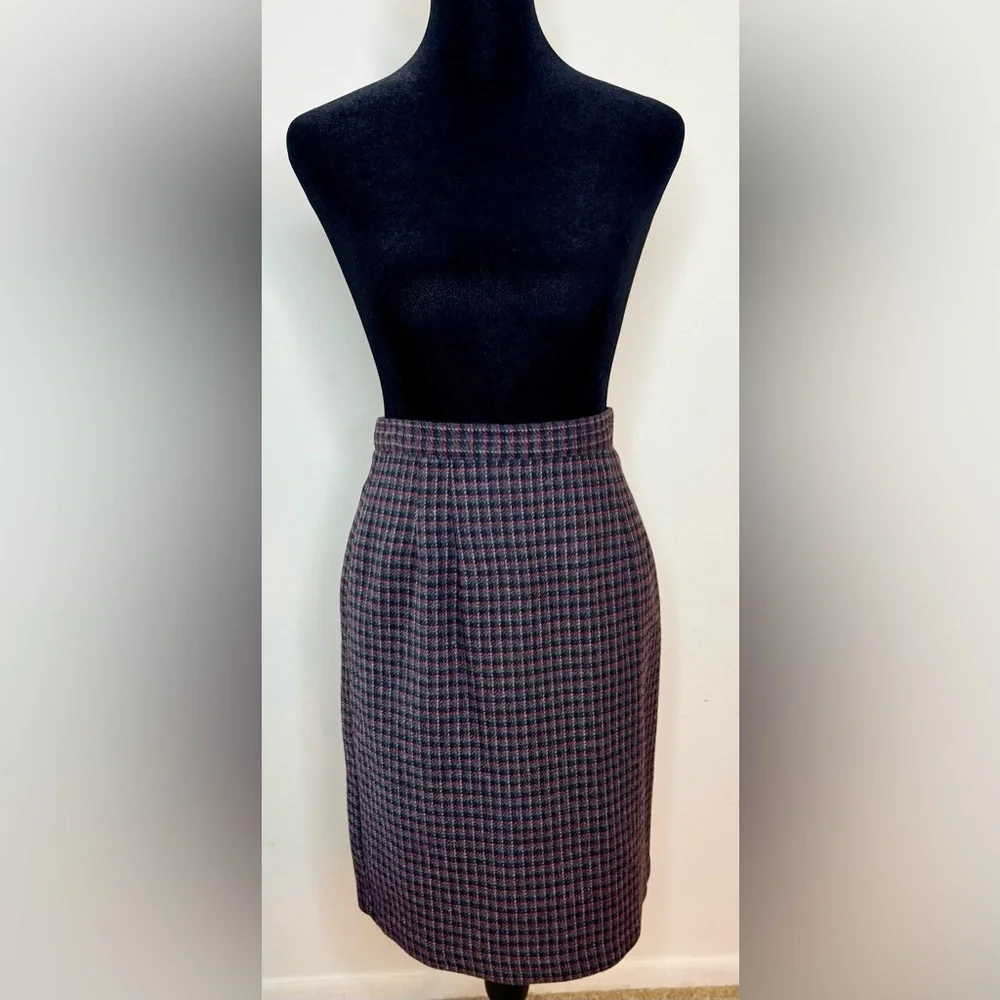 Vintage Briggs wool blend preppy classic gray red plaid high waist skirt 6P EUC